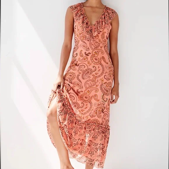pink party wear dresses Cindrella Blush Pink Layered Umbrella Flare Maxi Dress M / Floral